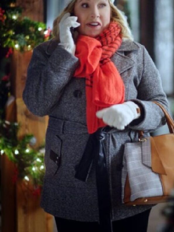 A Cozy Christmas Inn Jennifer Aspen Coat